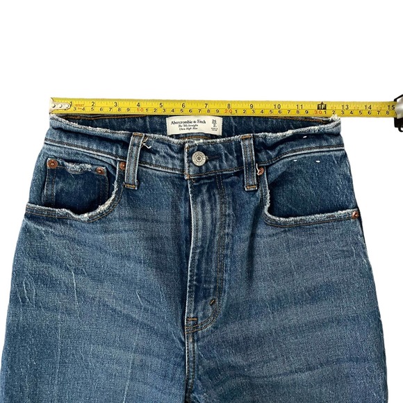 Abercrombie & Fitch The 90s Straight Ultra High Rise Curve Love in Med Wash, 26 - Picture 6 of 8